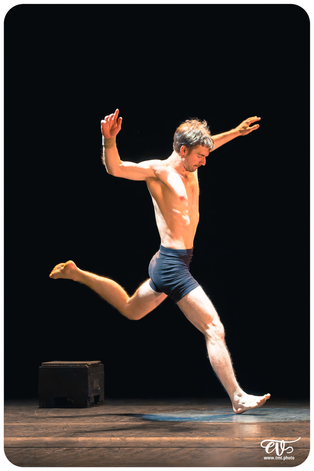 N.ORMES (AGATHE & ADRIEN)